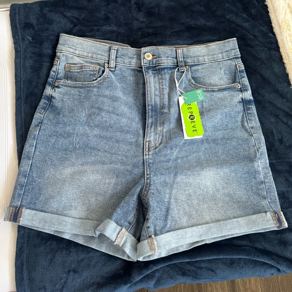 Midi denim shorts